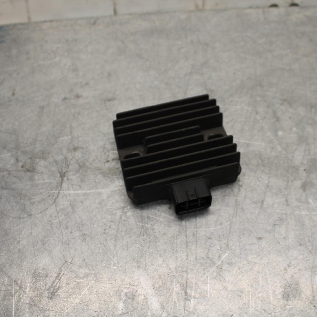 08-16 YAMAHA YZF R6 RECTIFIER VOLTAGE REGULATOR 4XY-81960-00-00 BB436
