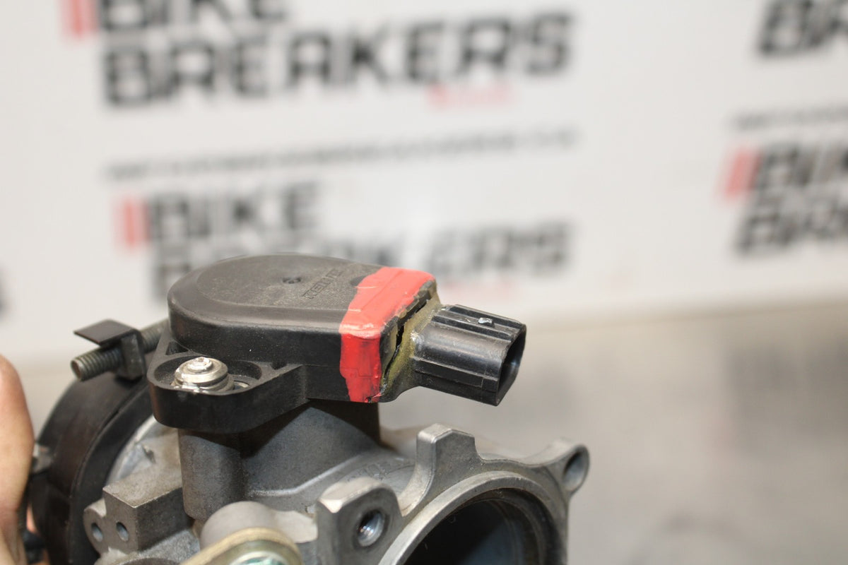 05-06 HONDA CBR600RR MAIN FUEL INJECTORS / THROTTLE BODIES BB624