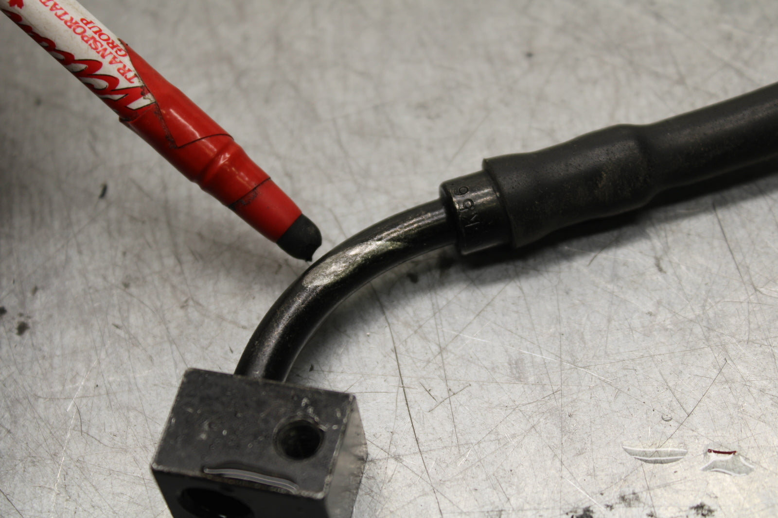 16 KAWASAKI NINJA ZX10R REAR BACK BRAKE HOSE FLUID LINE BB650