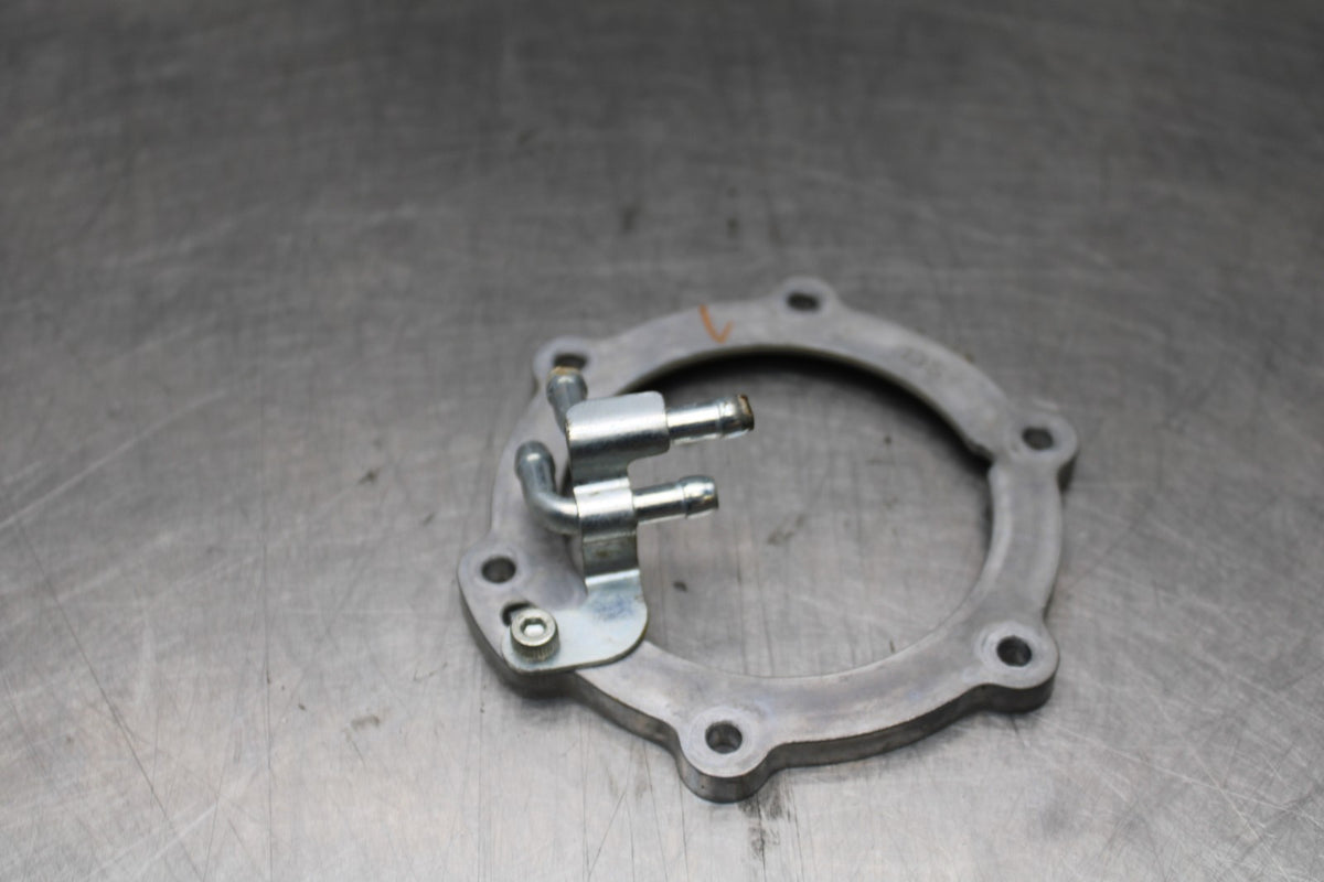 13 YAMAHA YZF R1 FUEL PUMP GAS PETROL SENDER BRACKET MOUNT BB781