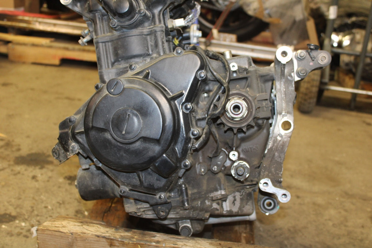 18-23 KAWASAKI NINJA 400 EX400 ABS ENGINE MOTOR only 5021km!!  BB795