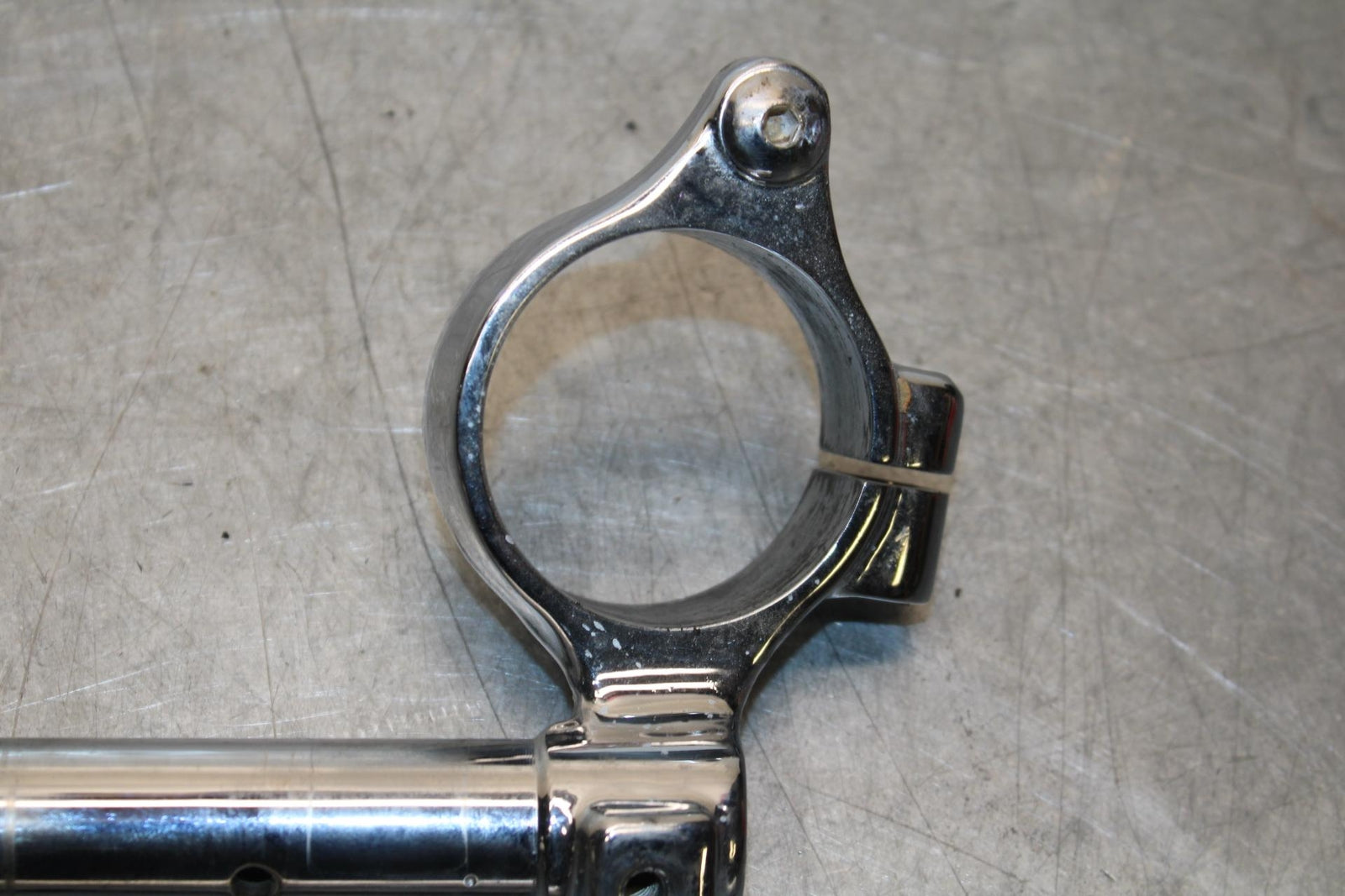 2001 Suzuki GSXR750 LEFT RIGHT CLIP ON ONS HANDLEBARS PAIR SET 56111-35F02 BB553