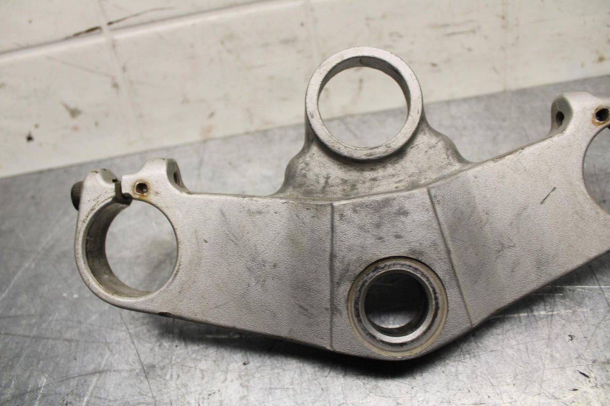 89-90 YAMAHA FZR600 FORKS UPPER TRIPLE TREE CLAMP BB76