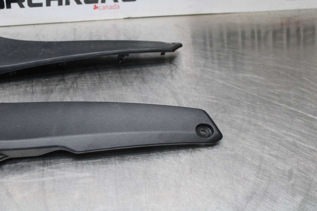 22-25 YAMAHA YZF R7 RIGHT LEFT SIDE SEAT PANELS TRIMS COWLS FAIRINGS COVER BB176