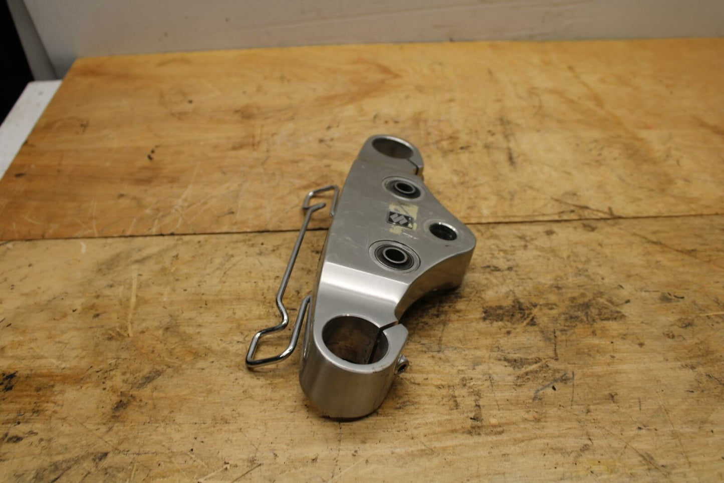 05-09 SUZUKI BOULEVARD C90 FORKS UPPER TRIPLE TREE CLAMP BB332