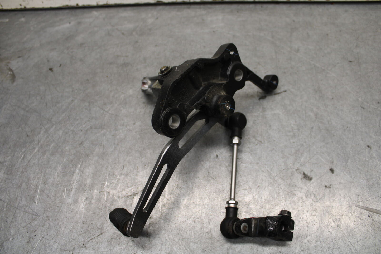 18-23 KAWASAKI NINJA 400 LEFT REARSET REAR SET FOOT PEG W SHIFTER  BB660
