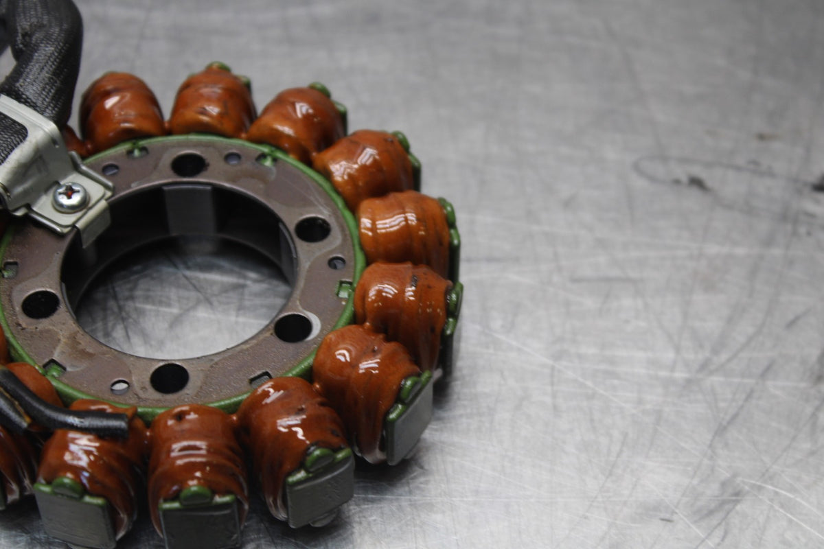 08 KAWASAKI NINJA ZX10R STATOR GENERATOR ALTERNATOR MAGNETO BB902