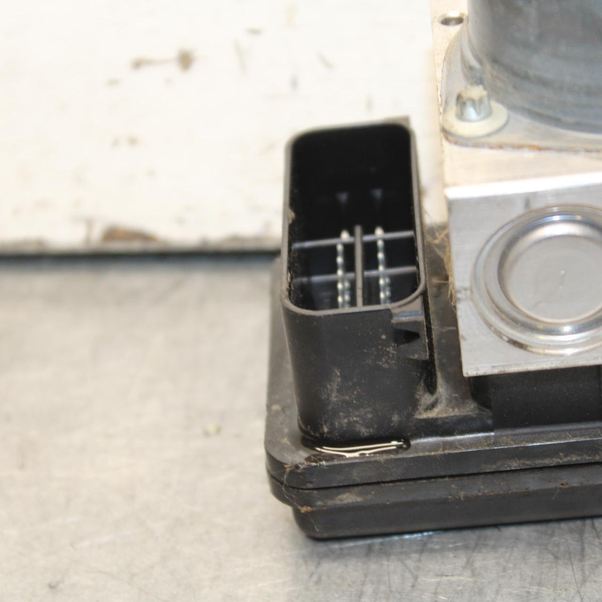 18 KTM RC 390 ABS PUMP UNIT MODULE BB648