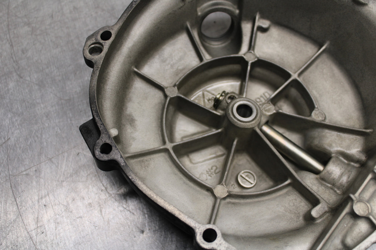 03-05 YAMAHA YZF R6  CLUTCH SIDE ENGINE MOTOR COVER BB132