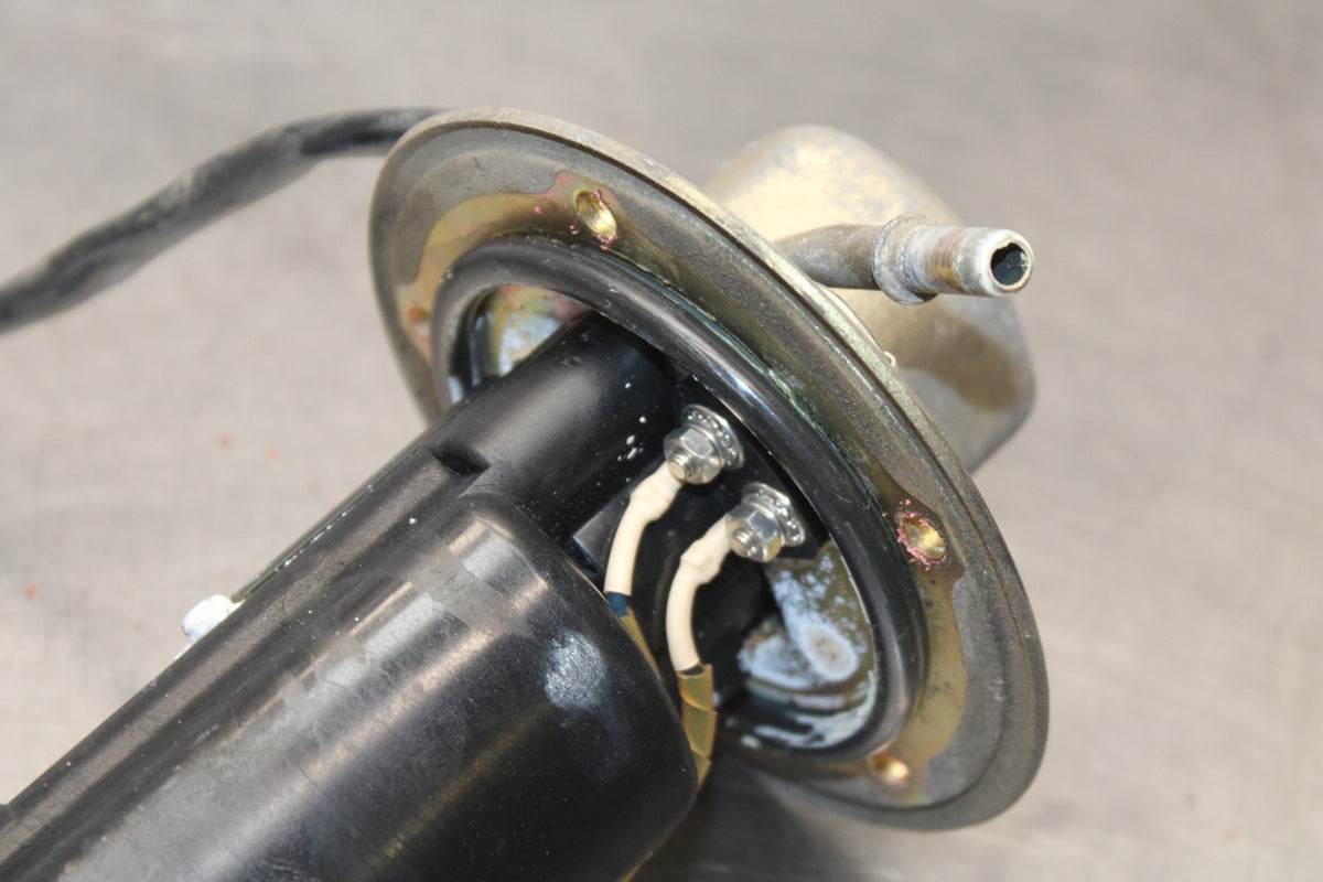 03 KAWASAKI VULCAN 1600 FUEL GAS PUMP BB865