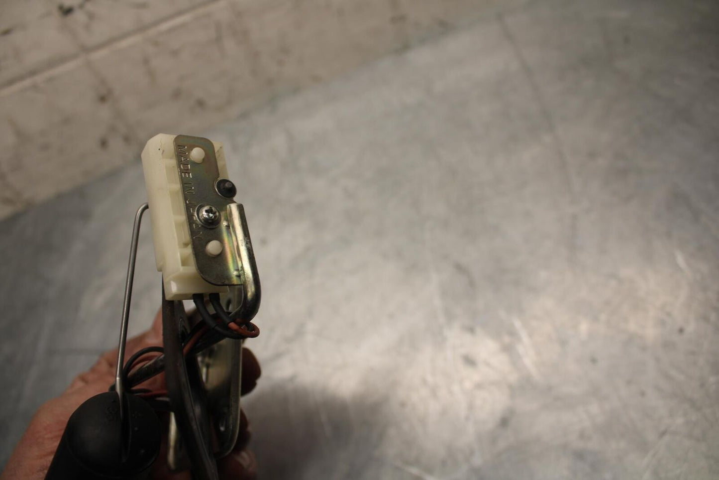 11 KAWASAKI NINJA 650 ER EX 650 FUEL LEVEL GAS PETROL SENDER UNIT BB503