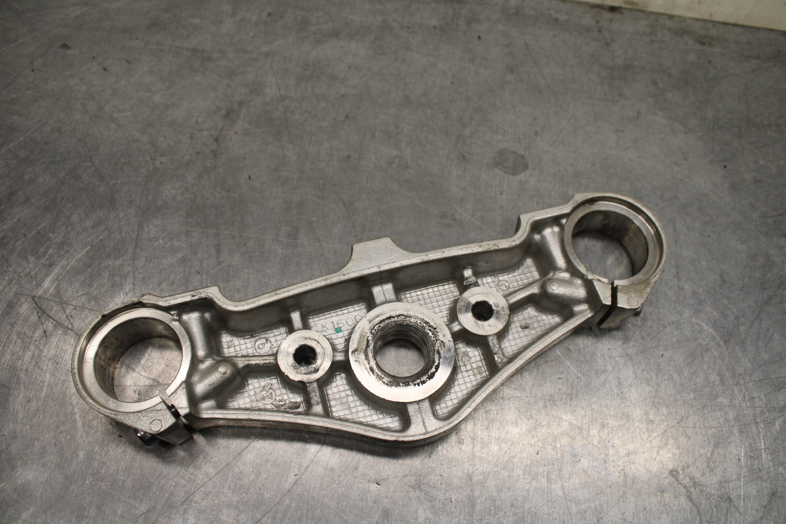 05-08 KAWASAKI VULCAN 1500 VN1500N CLASSIC FORKS UPPER TRIPLE TREE CLAMP BB133