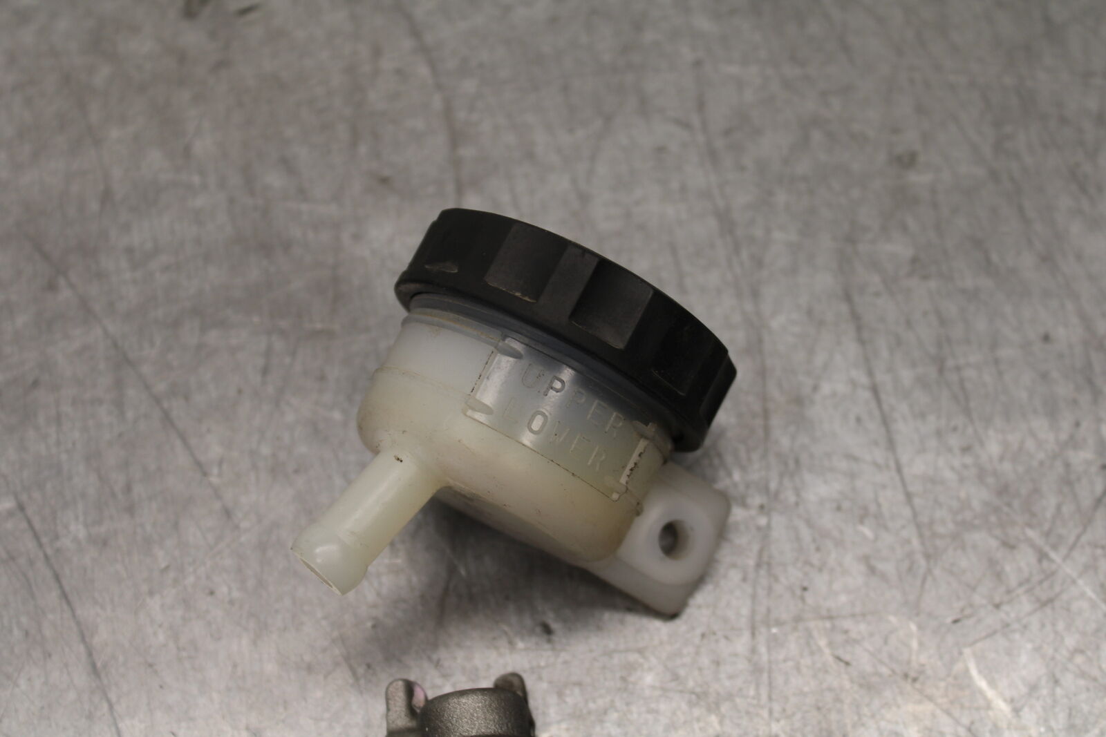 12-17 KAWASAKI ER-6N Z650 REAR BACK BRAKE MASTER CYLINDER W RESERVOIR BB709