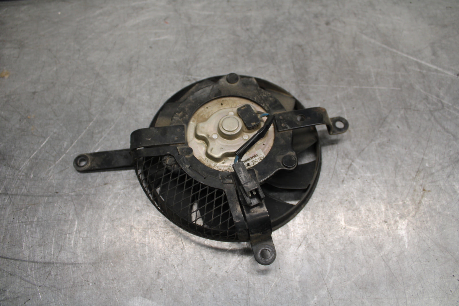 08-10 SUZUKI GSXR 600 ENGINE RADIATOR COOLING FAN  BB721