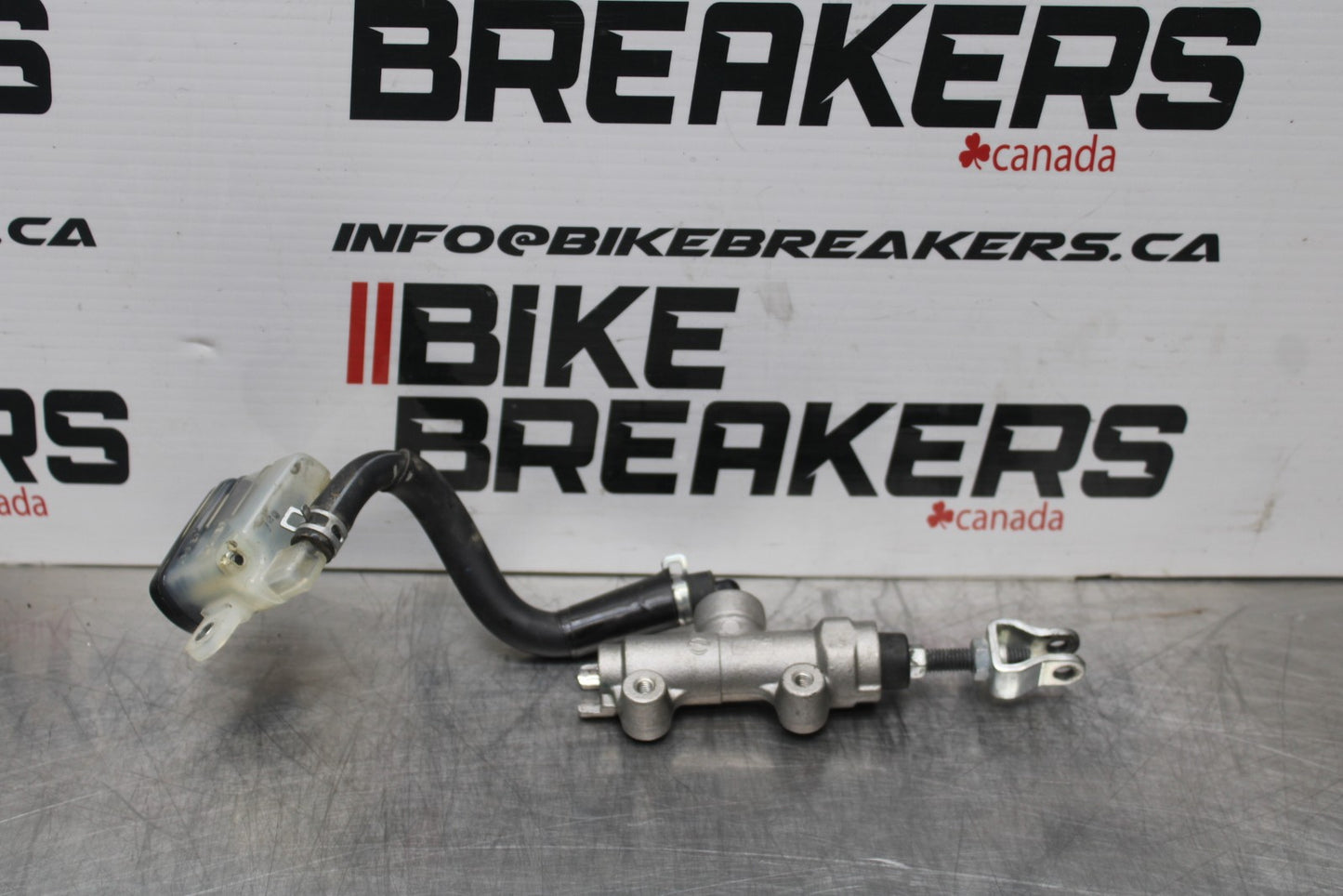 08-10 SUZUKI GSXR 600 REAR BACK BRAKE MASTER CYLINDER W RESERVOIR BB202