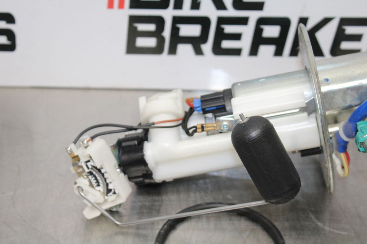 06-07 SUZUKI GSXR 600 FUEL PUMP GAS PETROL SENDER UNIT BB170