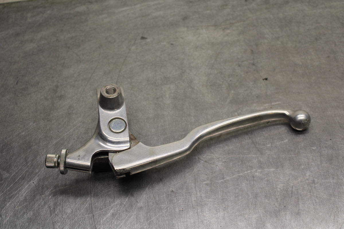 04 SUZUKI INTRUDER 800 CLUTCH PERCH MOUNT WITH LEVER  BB758