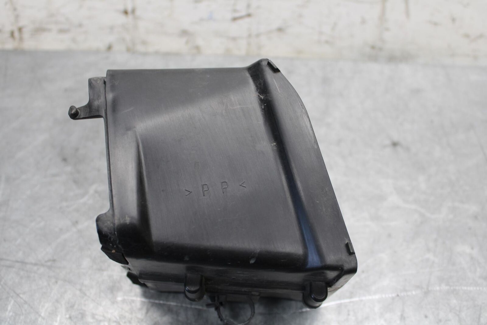 2006 07 Yamaha YZF R6 RAM AIR INTAKE TUBE DUCT BB423
