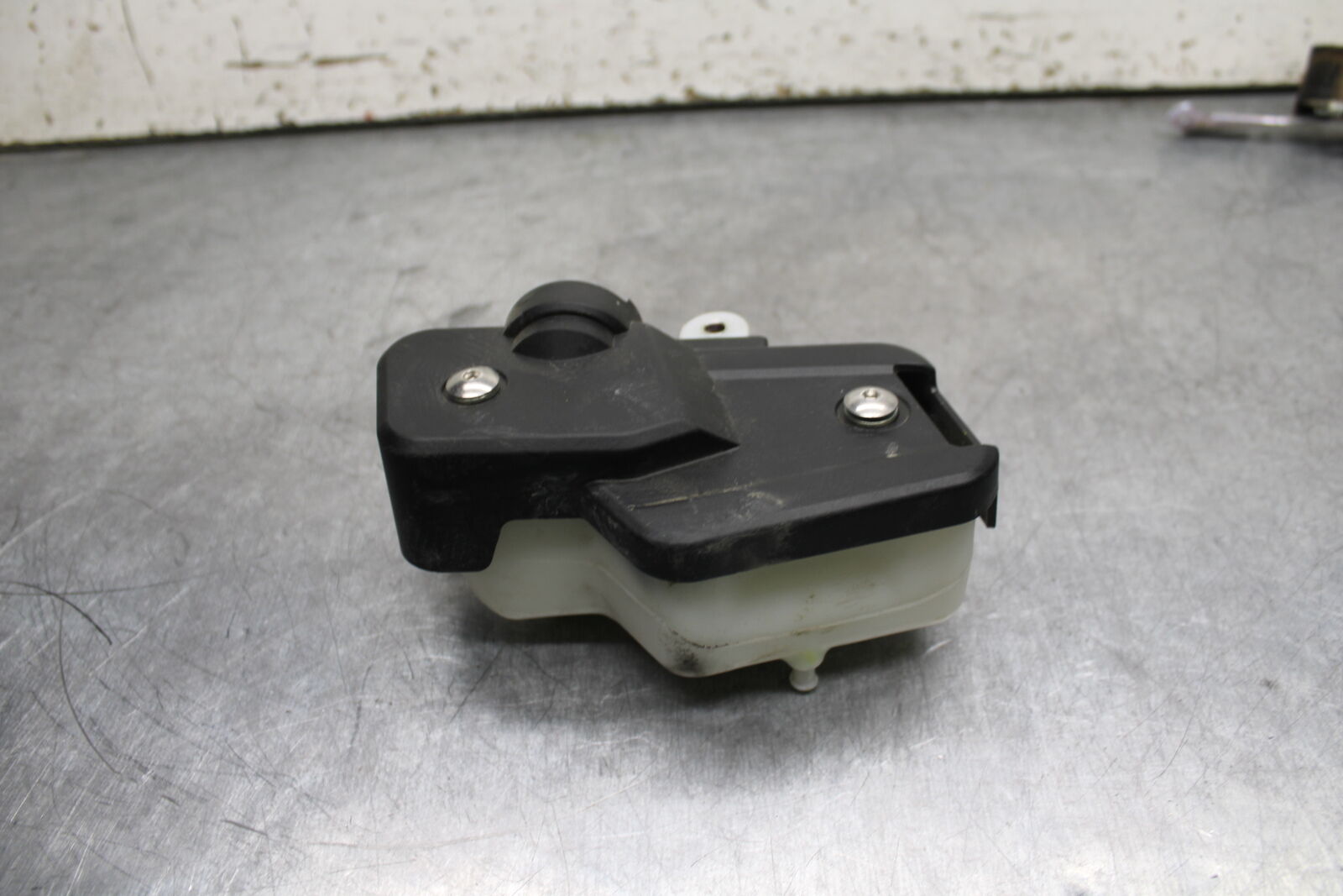 19-24 YAMAHA R3 COOLANT WATER TANK RESERVOIR BOTTLE BB736