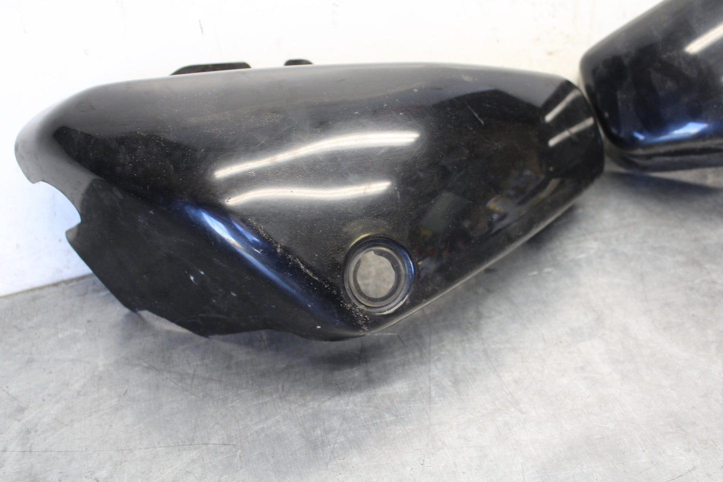 04 SUZUKI INTRUDER 800 SIDE COVER PANEL COWL FAIRING BB758