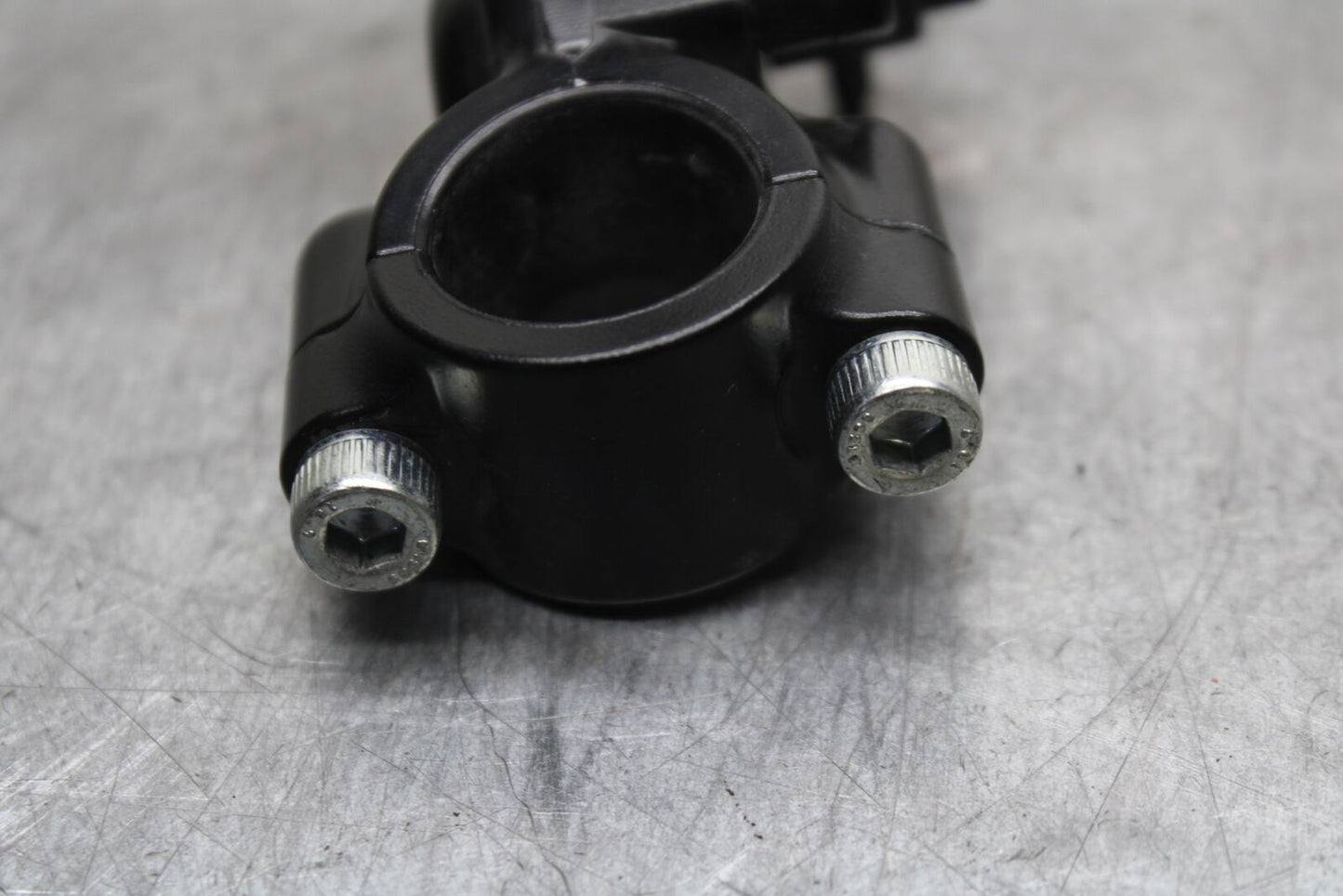 13-18 KAWASAKI NINJA ZX6R CLUTCH LEVER PERCH MOUNT BRACKET BB666