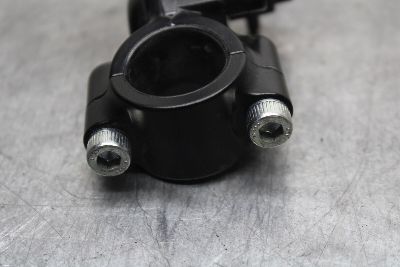 13-18 KAWASAKI NINJA ZX6R CLUTCH LEVER PERCH MOUNT BRACKET BB666