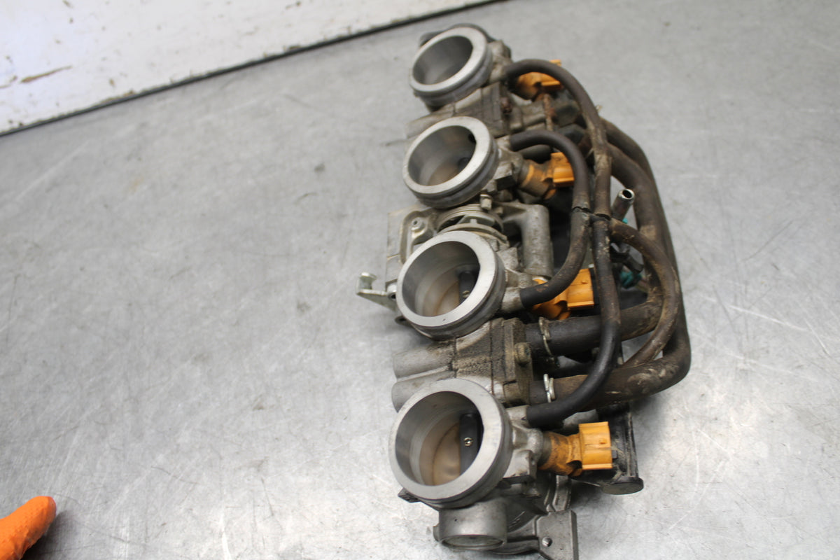 07-12 HONDA CBR600RR MAIN FUEL INJECTORS / THROTTLE BODIES 16400-MFJ-L01 BB672