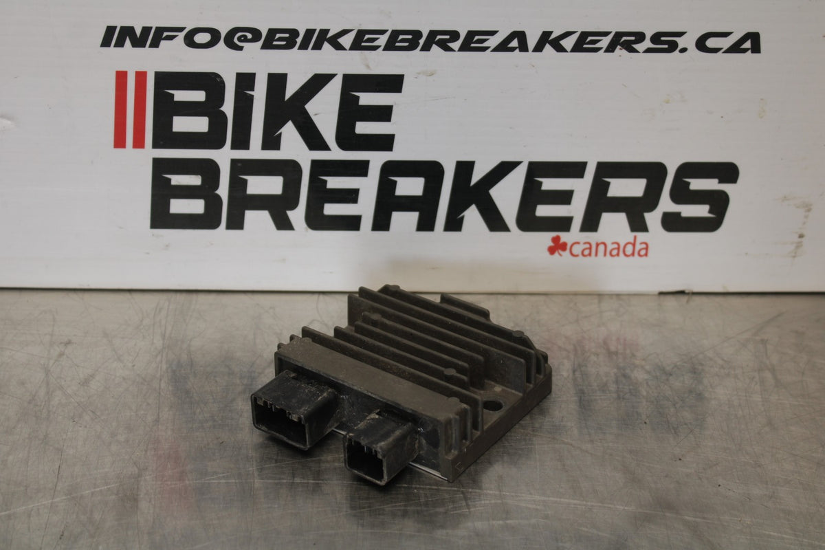 12 HONDA CB1000R RECTIFIER VOLTAGE REGULATOR BB200
