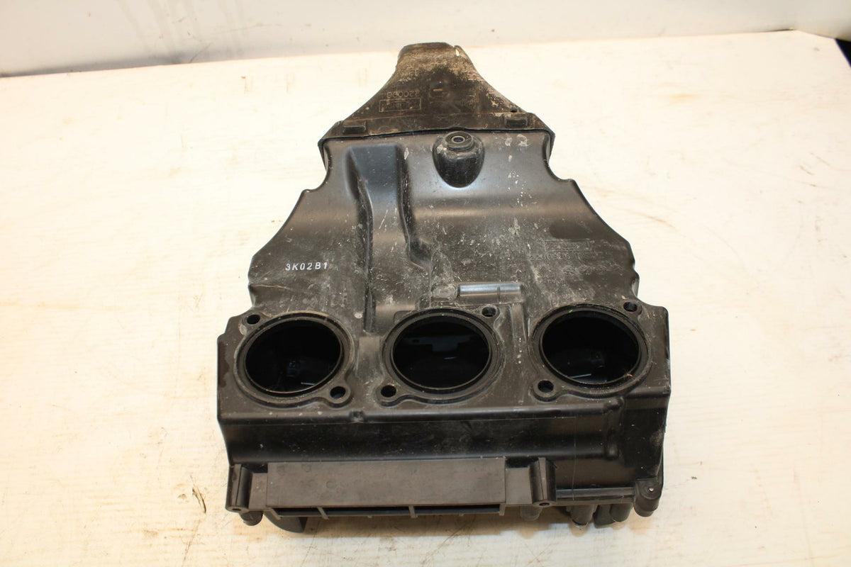 07-16 TRIUMPH STREET TRIPLE AIRBOX AIR INTAKE FILTER BOX BB356