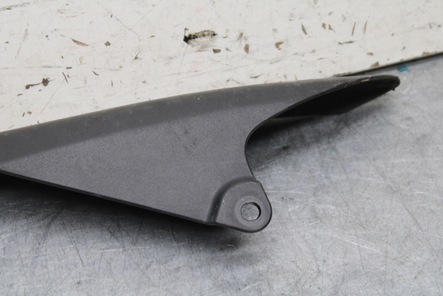 13-18 KAWASAKI NINJA ZX6R REAR BACK DRIVE CHAIN GUARD COVER 36014-0048 BB666