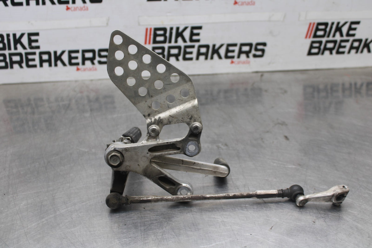 00-01 HONDA CBR929RR LEFT REARSET REAR SET FOOT PEG W SHIFTER BB925