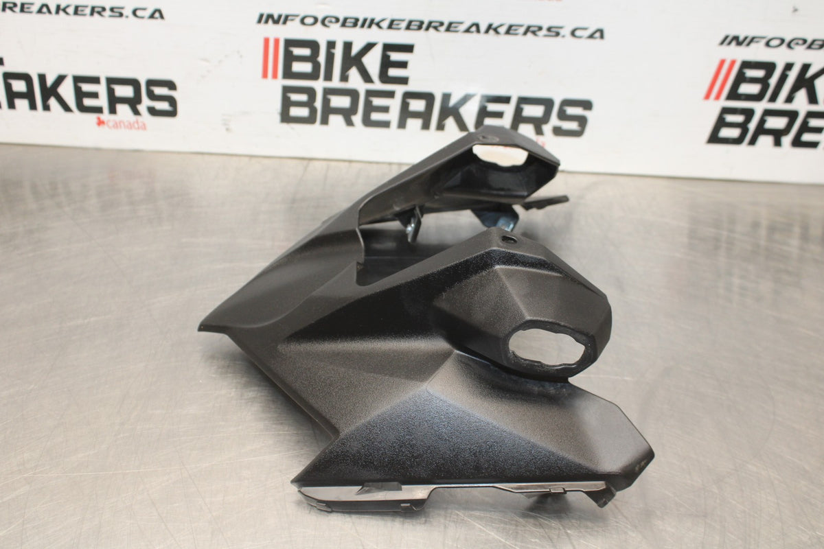 18-26 KAWASAKI Z400 FRONT CENTER COWL FAIRING BB852