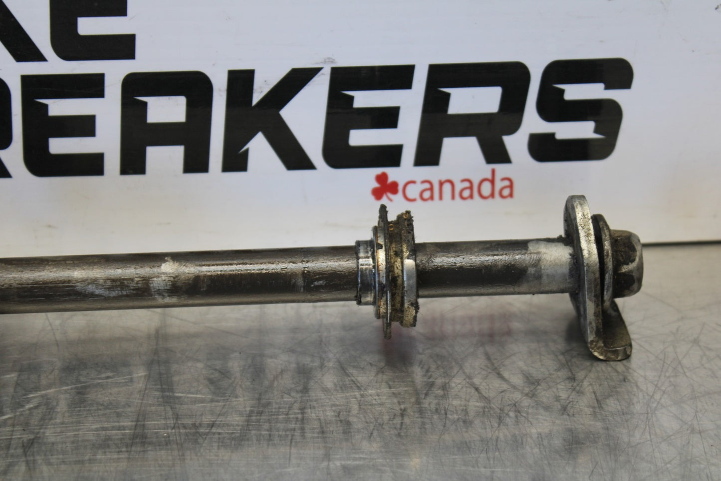 08-18 KAWASAKI KLR650 REAR AXLE BACK WHEEL RIM PIVOT BOLT AXEL BB183