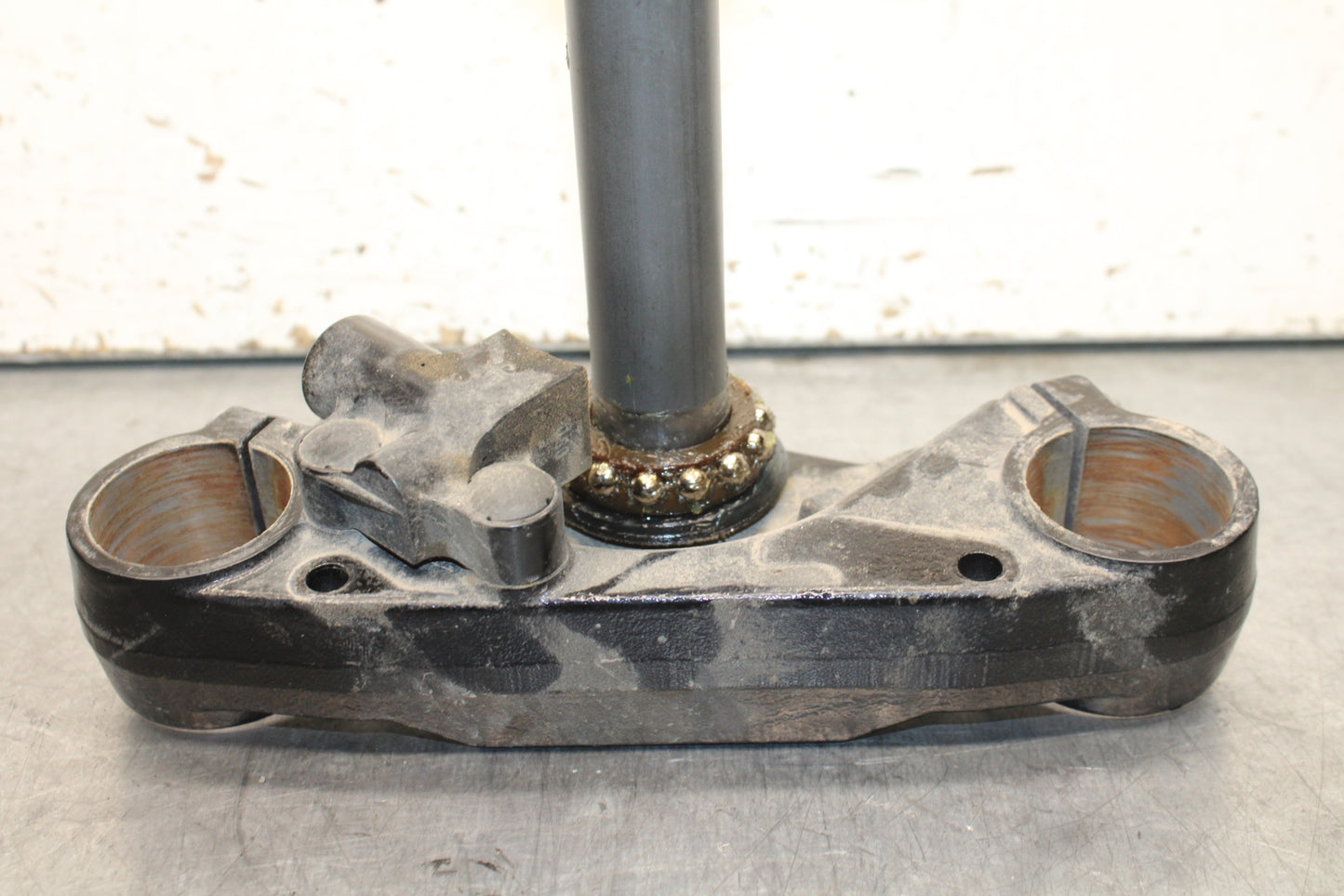 17-24 YAMAHA BOLT XVS950 FRONT FORKS CLAMP LOWER TRIPLE TREE STEM BB729