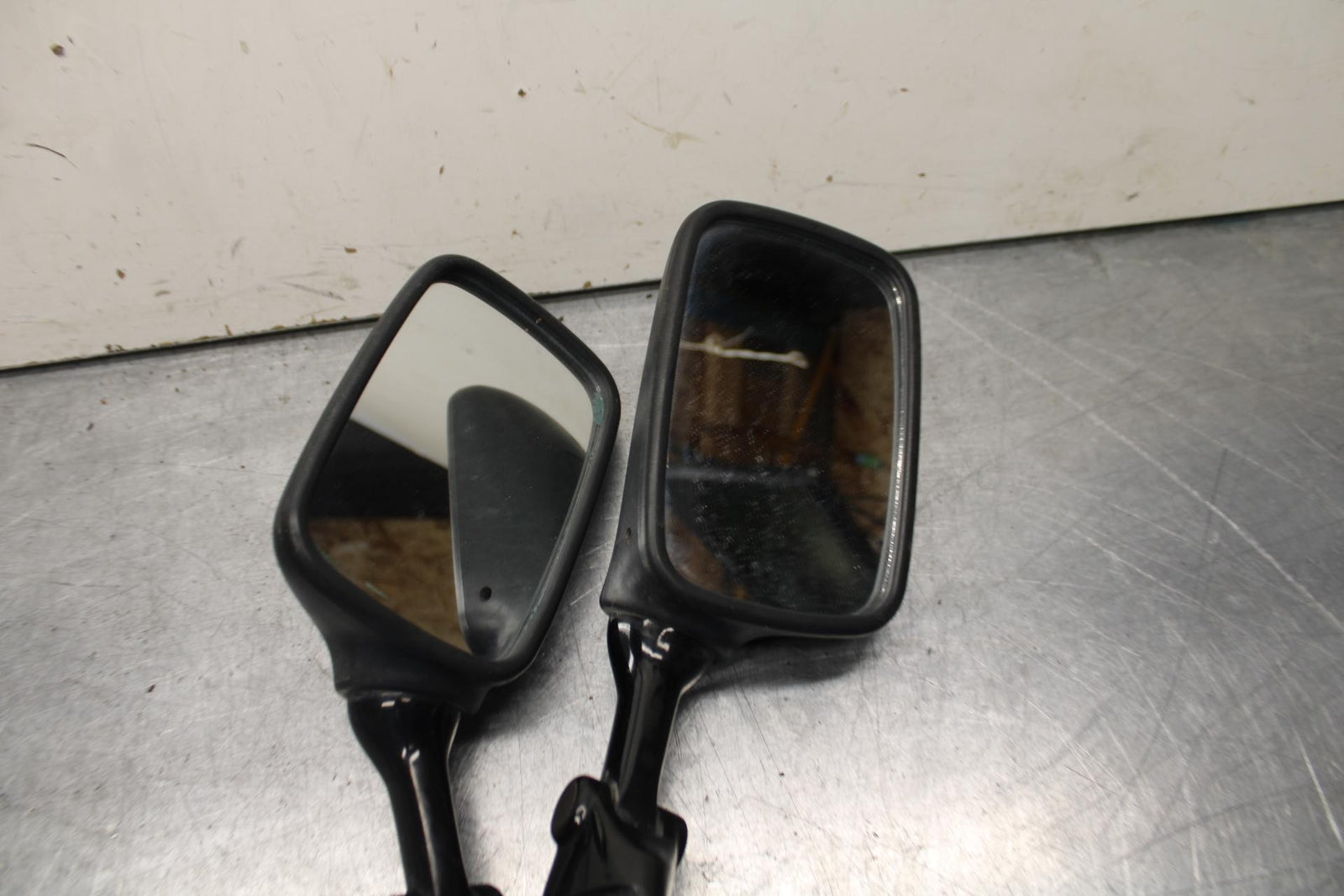 1995 Suzuki RF600R REAR VIEW MIRROR SET PAIR MIRRORS BB615