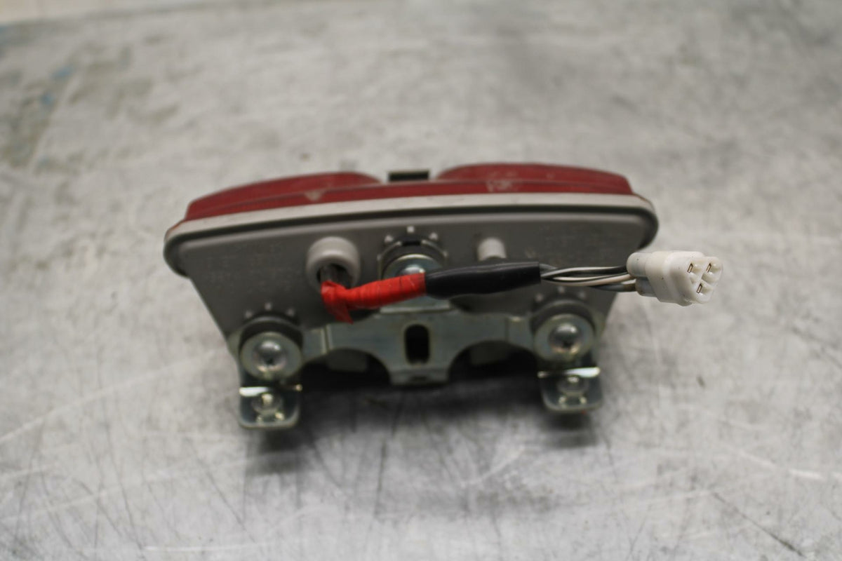 15-21 SUZUKI GSXR600 REAR TAIL TAILLIGHT BACK BRAKE LIGHT BB418