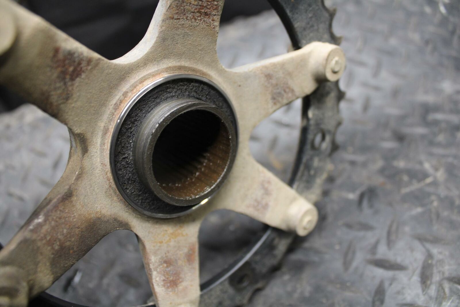 2004 Yamaha Banshee 350 YFZ350 FRONT REAR SPROCKET & HUB  BB232
