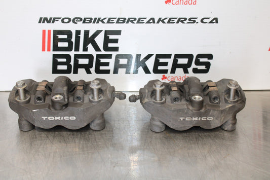 06-07 SUZUKI GSXR 600 RIGHT LEFT FRONT BRAKE CALIPER SET PAIR CALIPERS BB170