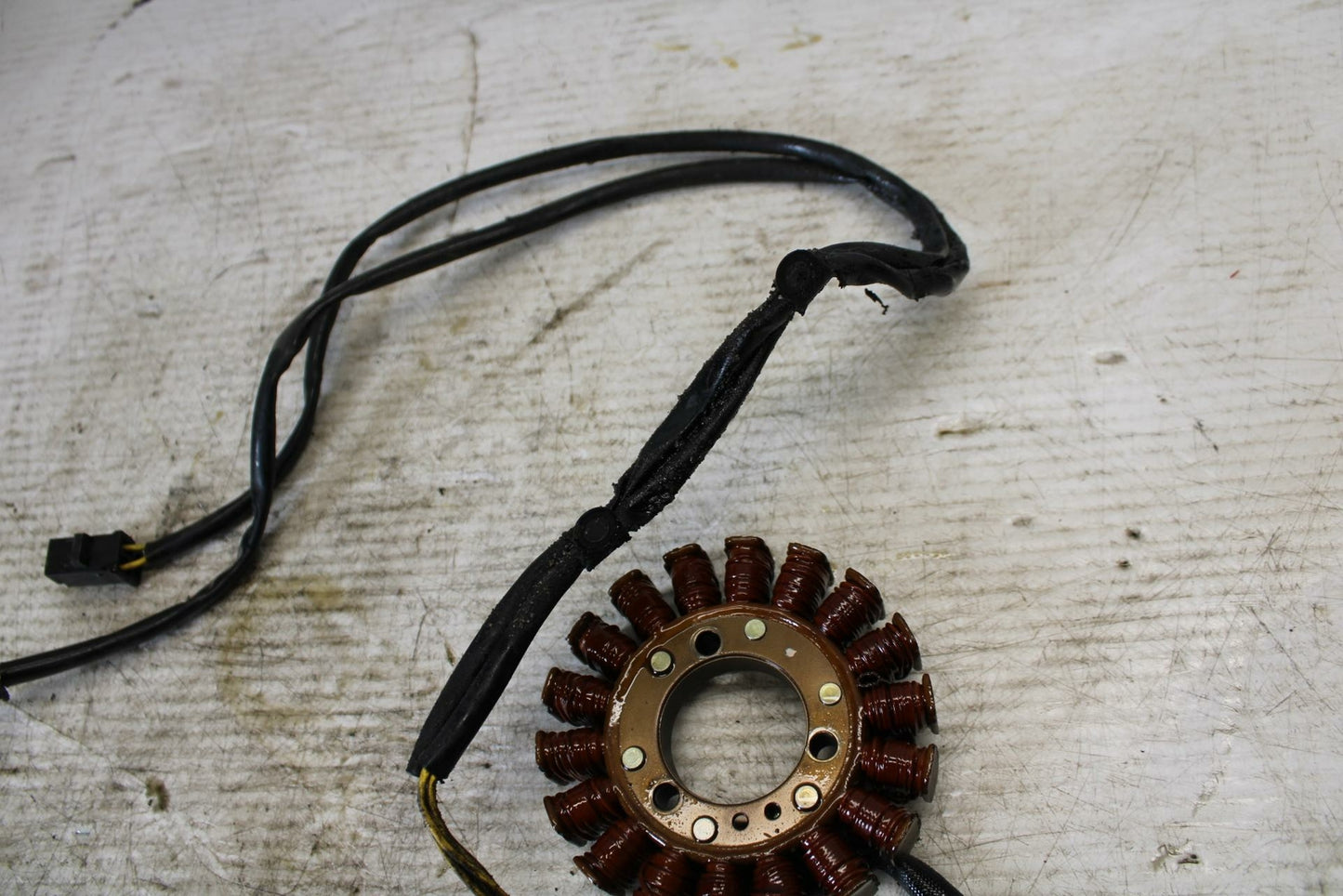 90-07 KAWASAKI ZZR 250 STATOR GENERATOR ALTERNATOR MAGNETO BB298