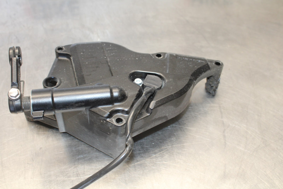 18 SUZUKI GSXR750 ENGINE SPROCKET COVER BB891
