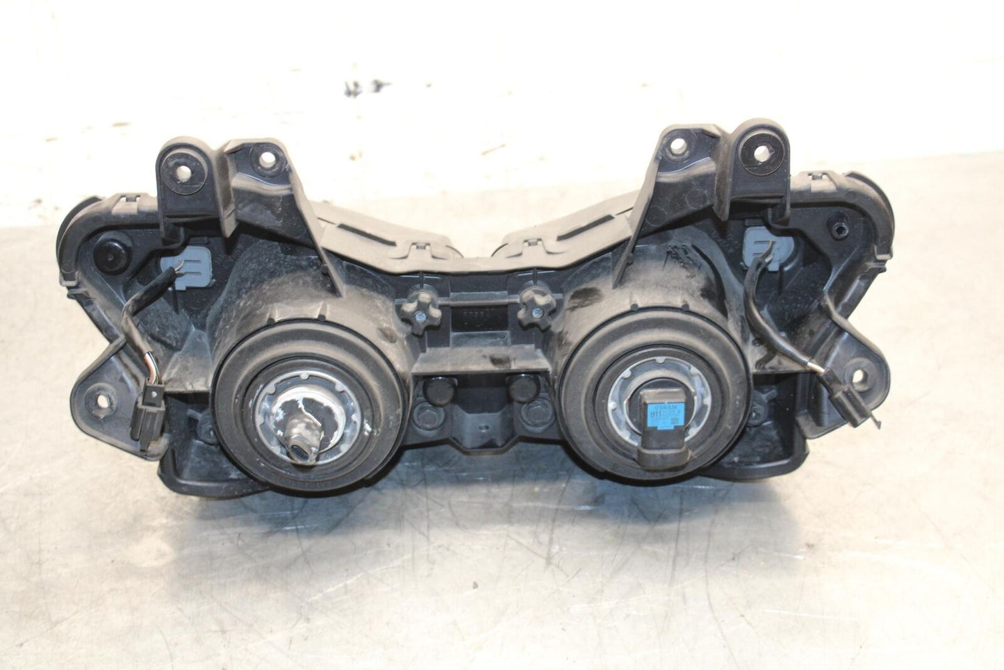 2009 Kawasaki Ninja ZX6R ZX600R FRONT HEADLIGHT HEAD LIGHT LAMP 23007-0101 BB548