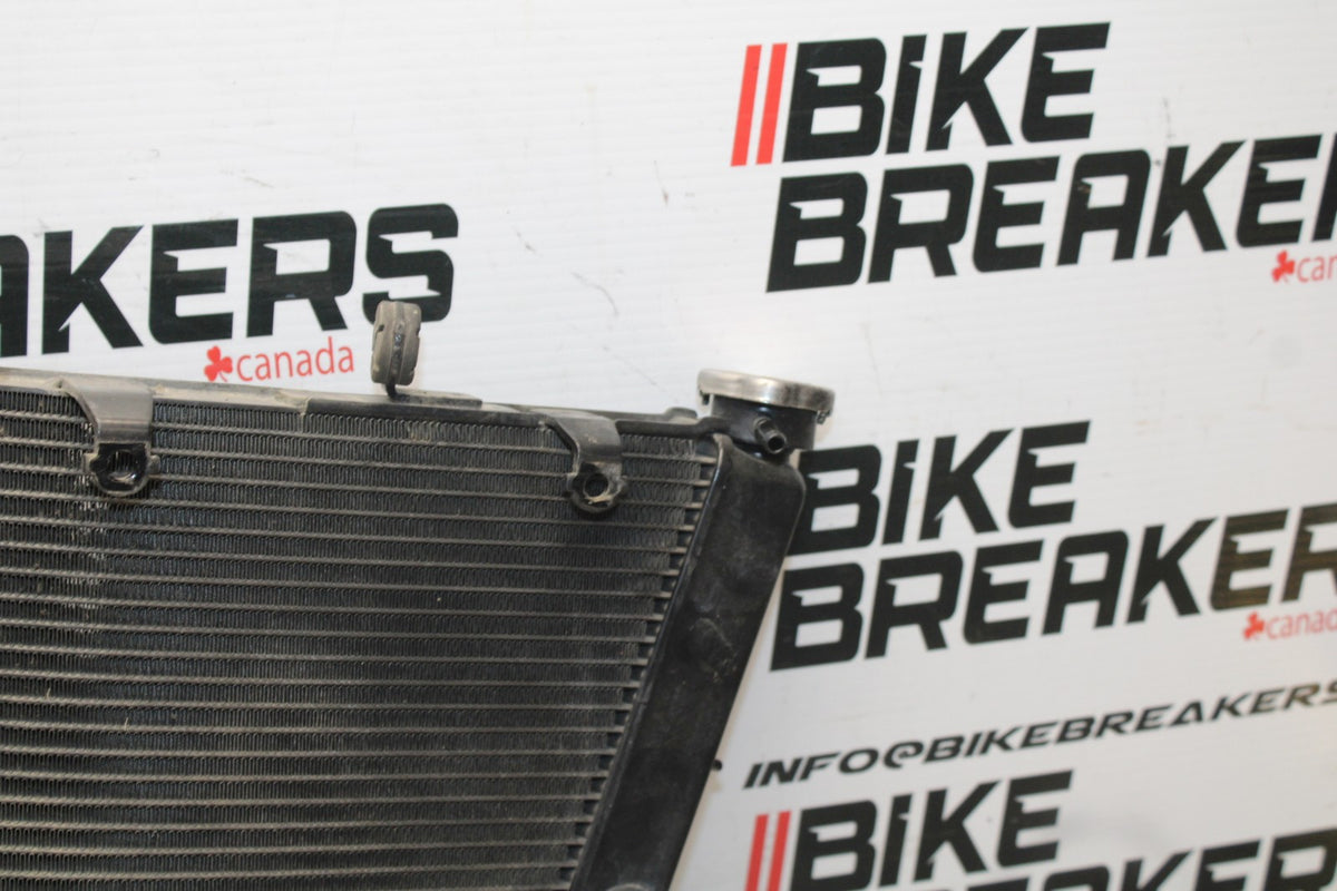 08-10 SUZUKI GSXR 600 ENGINE RADIATOR MOTOR COOLER COOLING RADIATER BB835
