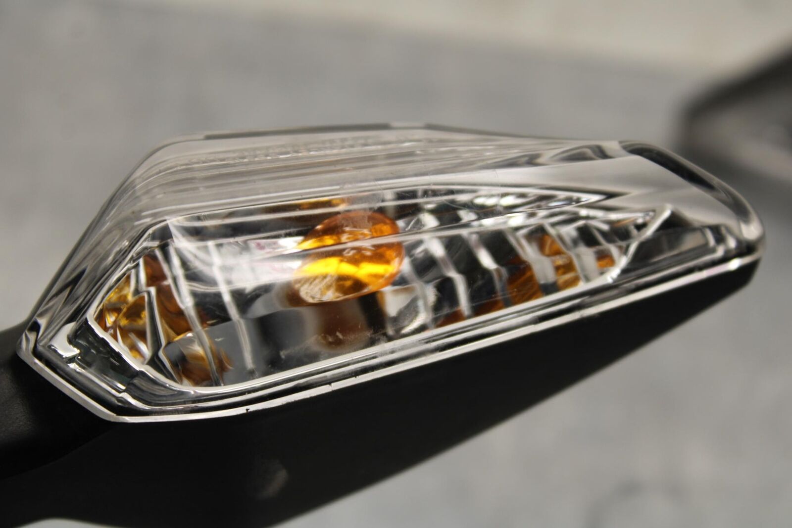 20 KAWASAKI Z400 ER400 ABS REAR LEFT RIGHT TURN SIGNALS LIGHT INDICATORS BB586