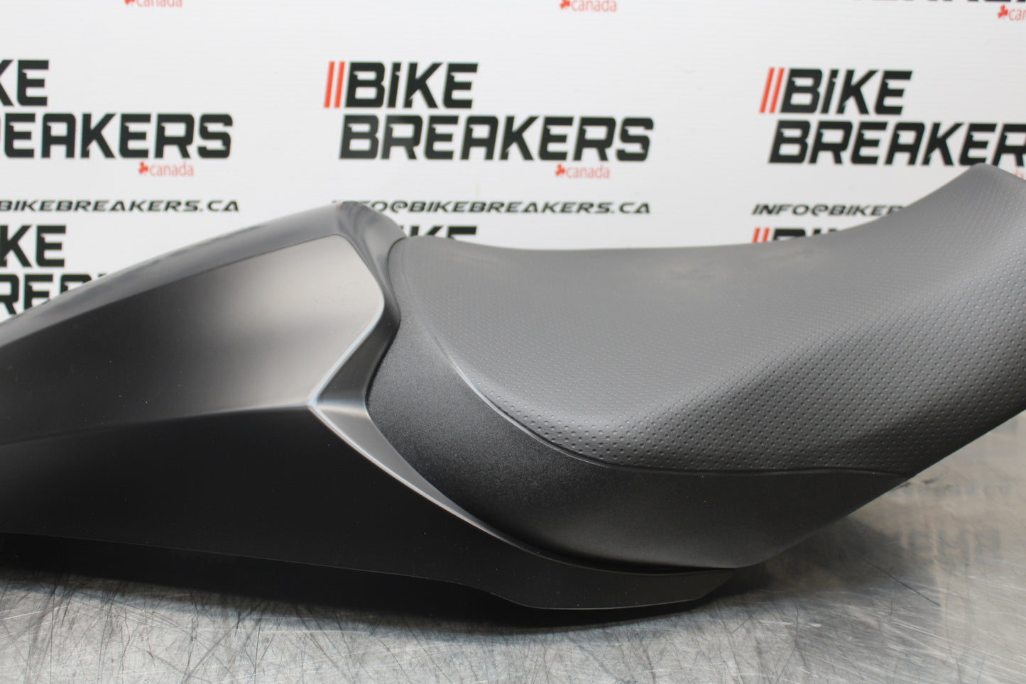 23-24 KAWASAKI NINJA ZX14R NEW!! FRONT REAR SEAT SADDLE & SOLO FAIRING BB153