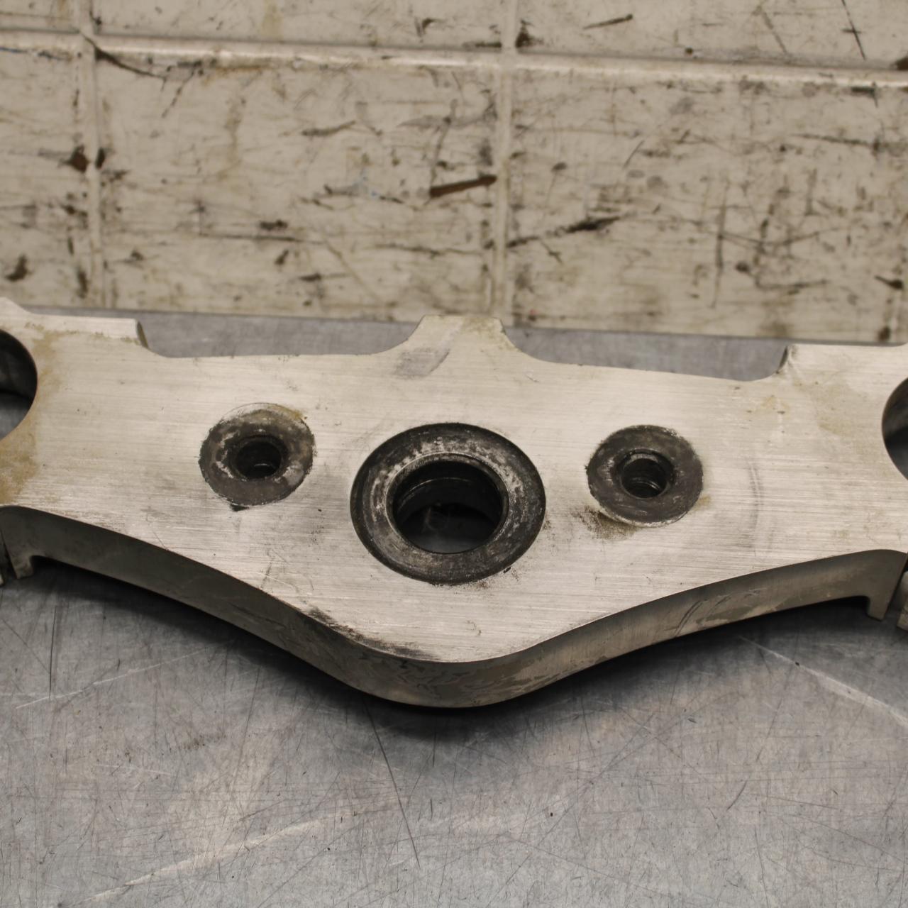 2005 Kawasaki Vulcan 1500 VN1500N Classic FORKS UPPER TRIPLE TREE CLAMP BB576