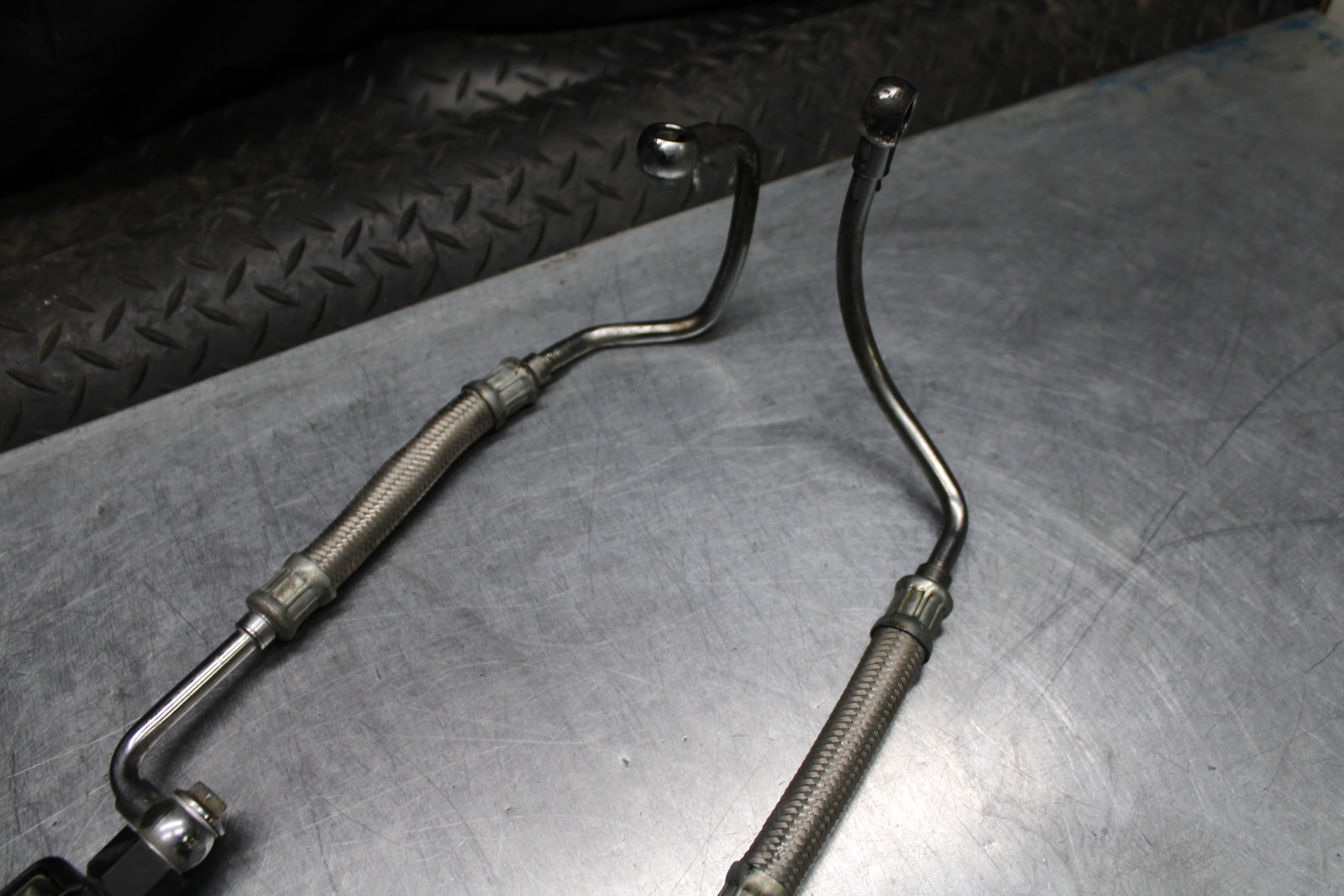 00 SUZUKI INTRUDER 1500 VL1500 ENGINE MOTOR OIL COOLER  BB761