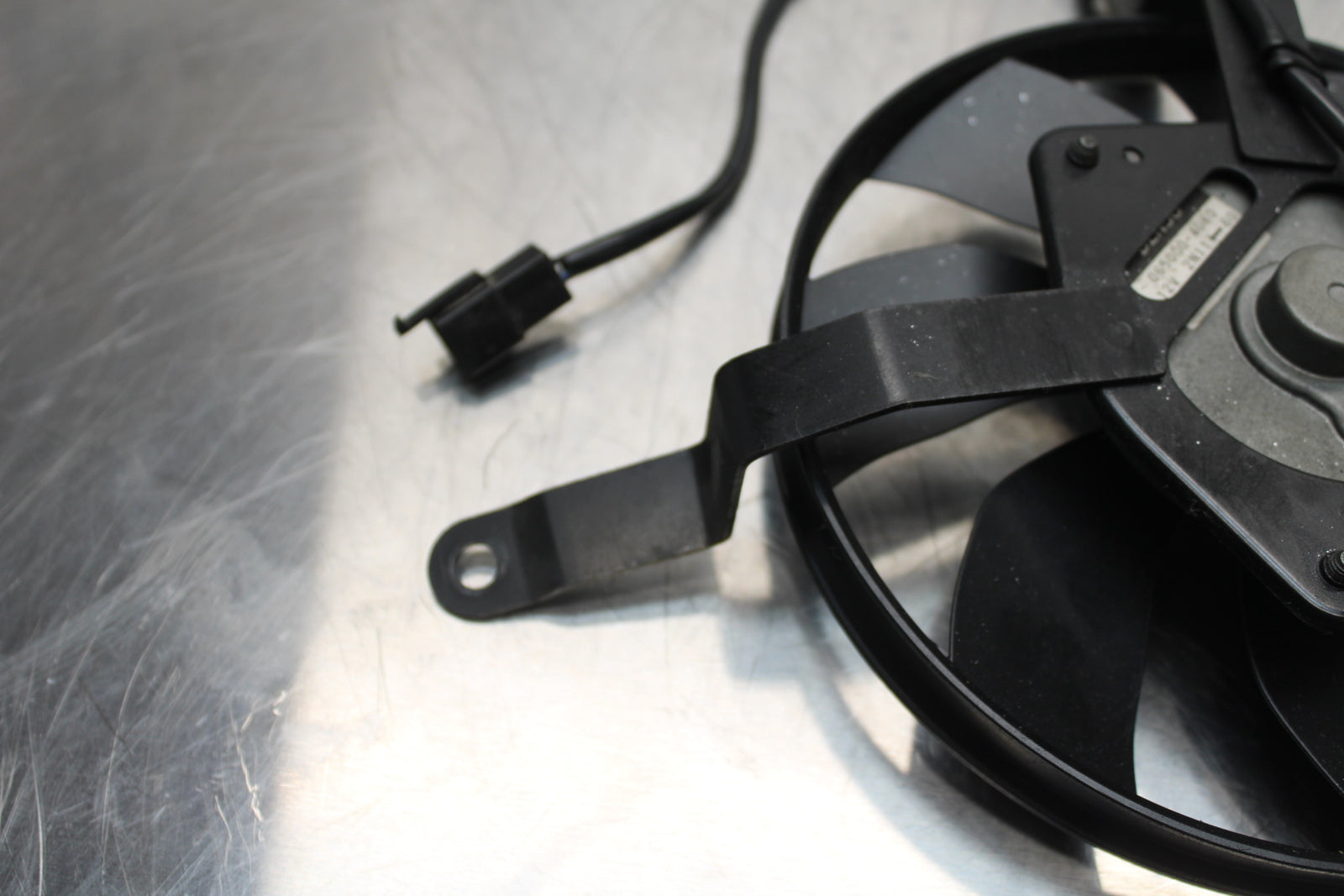 13-17 KAWASAKI NINJA ZX6R ZX636 ABS ENGINE RADIATOR COOLING FAN BB143