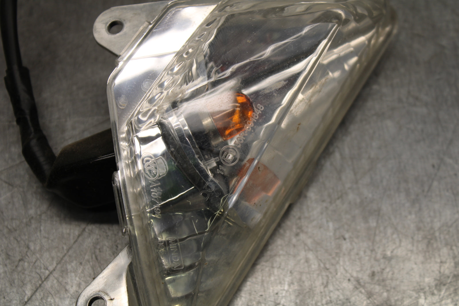 24 KAWASAKI NINJA 500 ABS RIGHT FRONT TURN SIGNAL LIGHT INDICATOR BB744