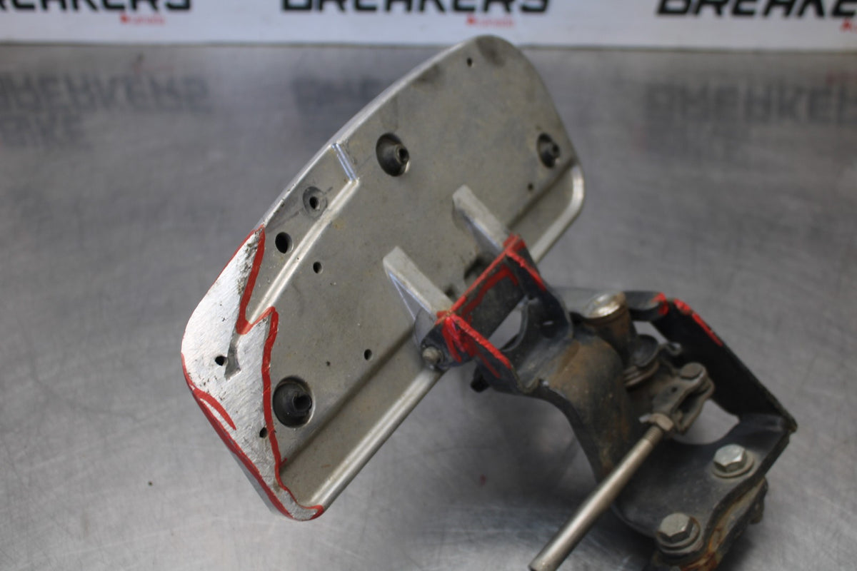 08 YAMAHA V STAR 1100 XVS1100AW CLASSIC RIGHT FRONT FOOT REST PEG STEP BB916