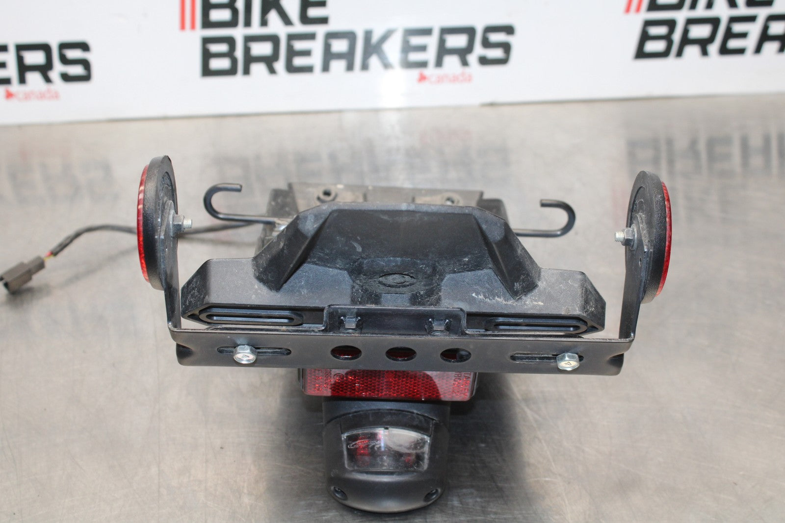 13-17 KAWASAKI NINJA 300 EX300 ABS REAR BACK FENDER MUD GUARD BB187